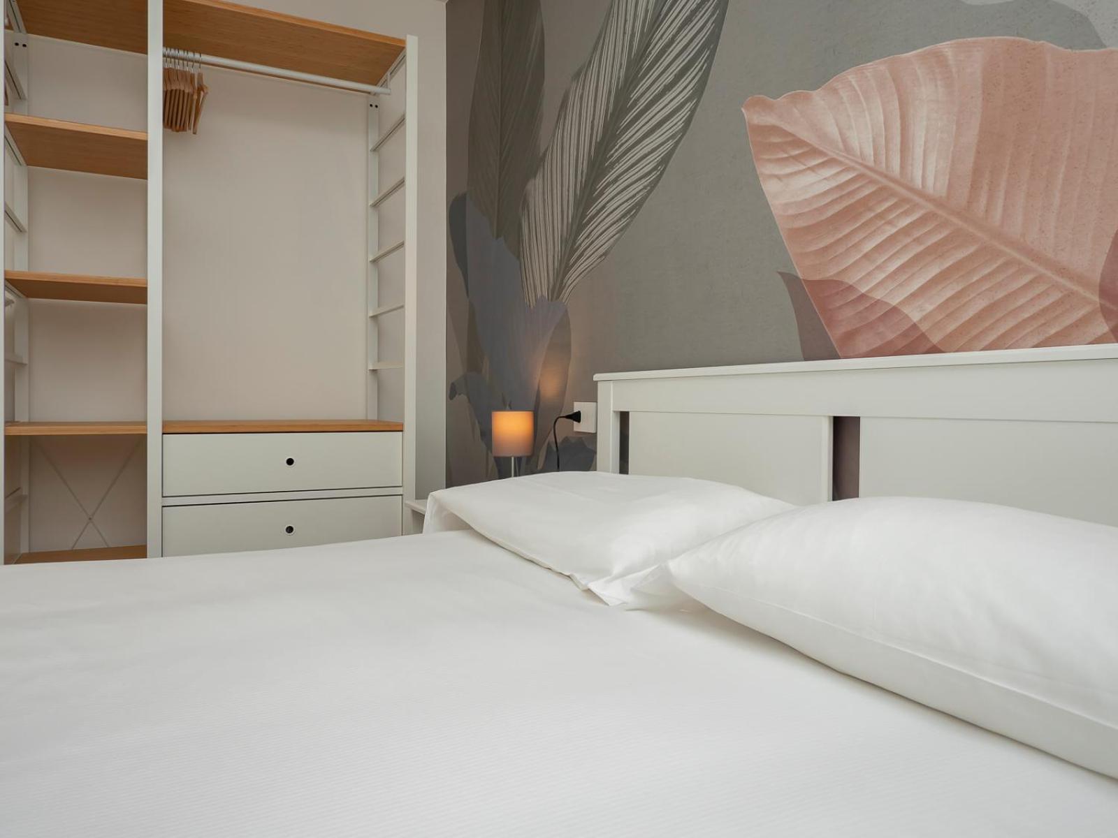 Ferienwohnung Ihost Luxury - Neg Roli 8 Mailand Exterior foto